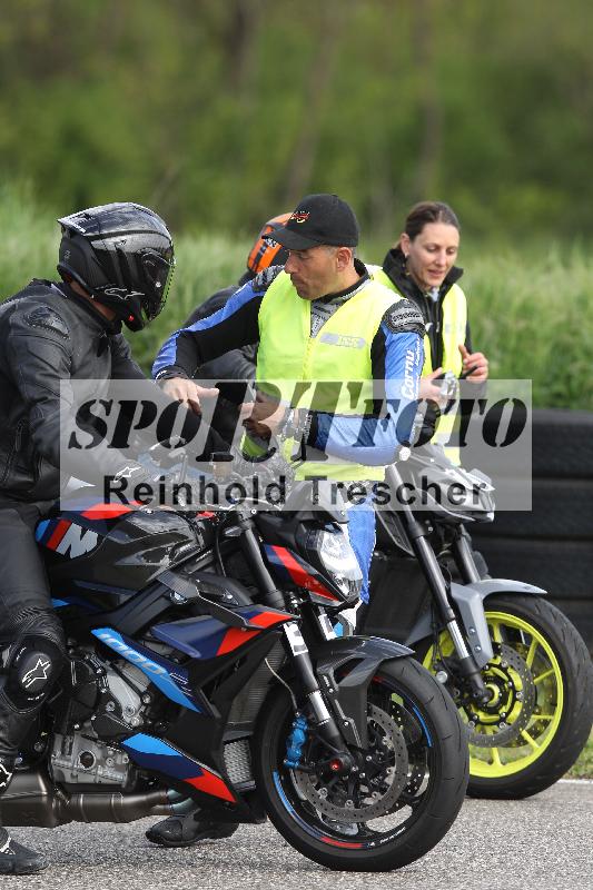 Archiv-2025/10 23.04.2025 Cornu Master School ADR/gruen-vert/35